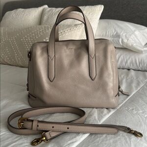 Fossil Sydney Leather Satchel in the color chalk